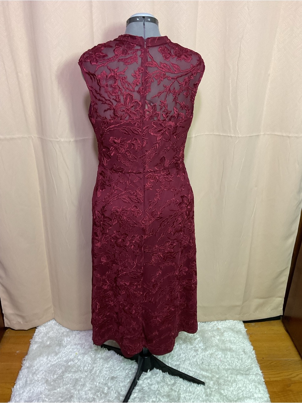 JS Collections Joy Mock Neck Embroidered Mesh Cocktail Dress - Picture 9 of 14